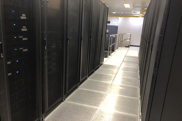 解析美国服务器托管收费标准与服务内容