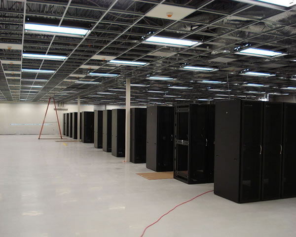 香港服务器托管收费标准详解及费用对比